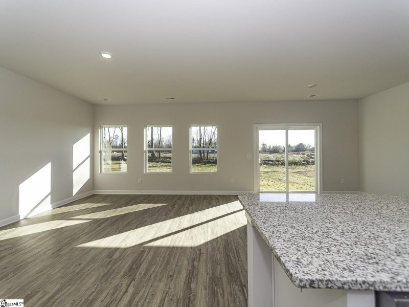 Property image 5 at 657 Grays Creek Drive, Spartanburg, SC 29303