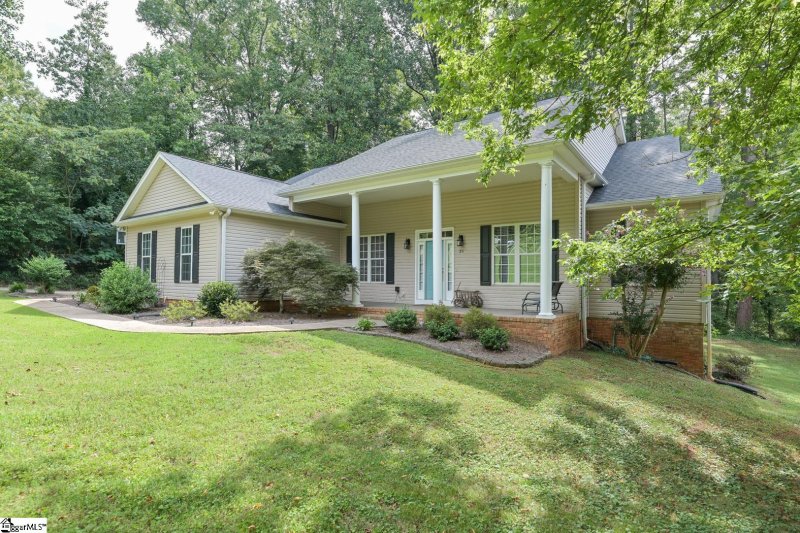 Property image 2 at 35 Crestline Road, Greenville, SC 29609