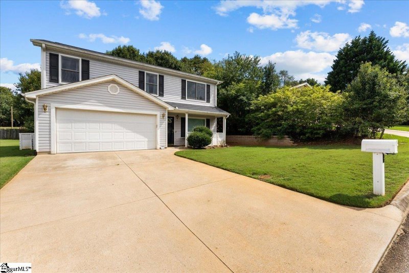 Property image 2 at 116 Yukon Drive, Greenville, SC 29605