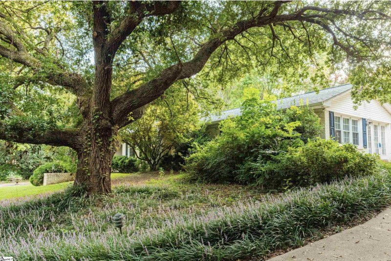 Property image 3 at 651 Perrin Drive, Spartanburg, SC 29307