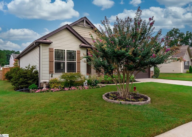 Property image 2 at 273 Applehill Way, Simpsonville, SC 29681