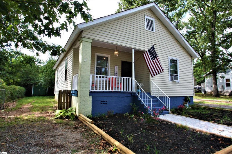 Property image 4 at 790 Southern Street, Spartanburg, SC 29303