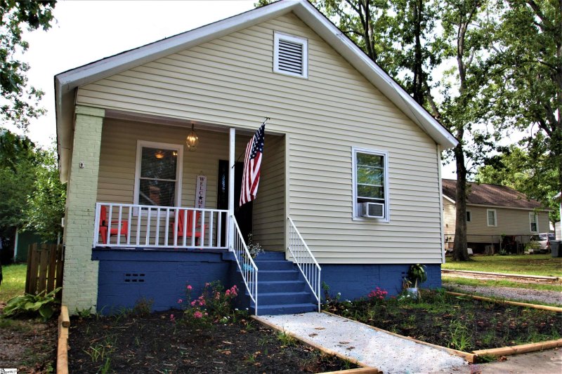 Property image 5 at 790 Southern Street, Spartanburg, SC 29303