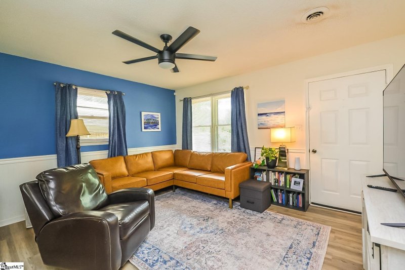 Property image 4 at 19 Ford Drive, Wellford, SC 29385