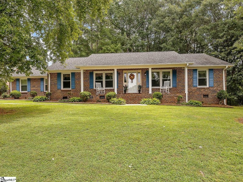 Property image 2 at 14 Amy Court, Spartanburg, SC 29307
