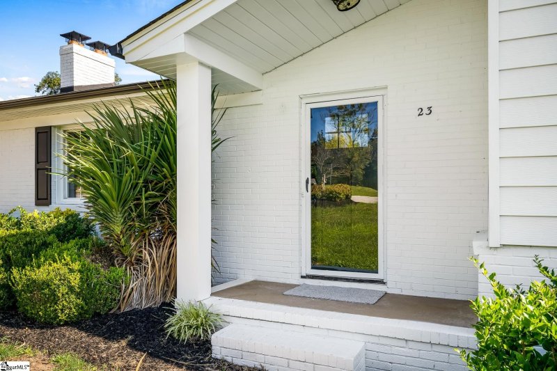 Property image 4 at 23 Northway Drive, Taylors, SC 29687