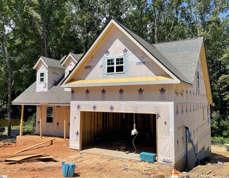 Property image 2 at 205 Woodvale Avenue, Fountain Inn, SC 29644