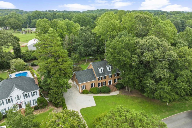 Property image 3 at 109 Westchester Way, Easley, SC 29642