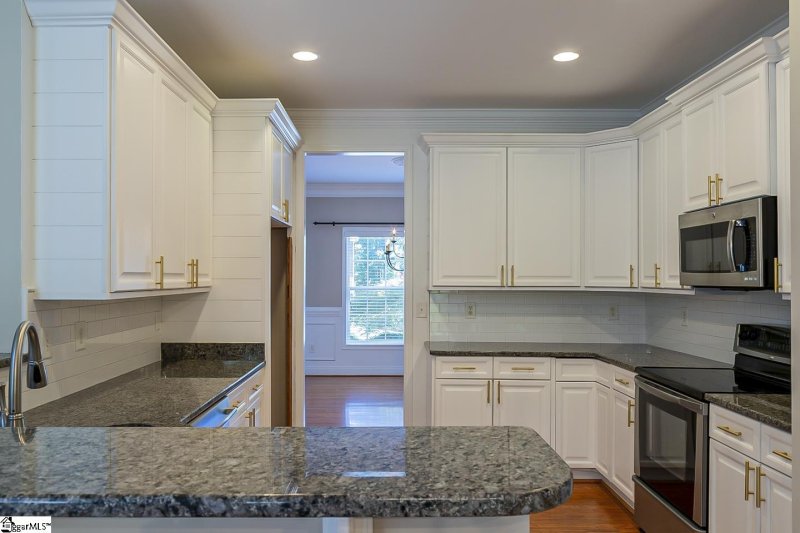 Property image 2 at 140 Colfax Drive, Boiling Springs, SC 29316