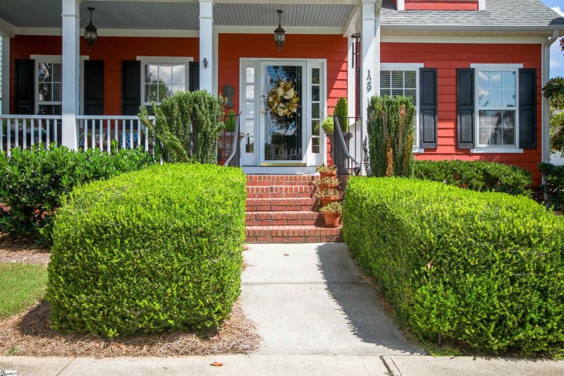 Property image 3 at 129 Farm Mill Circle, Simpsonville, SC 29681