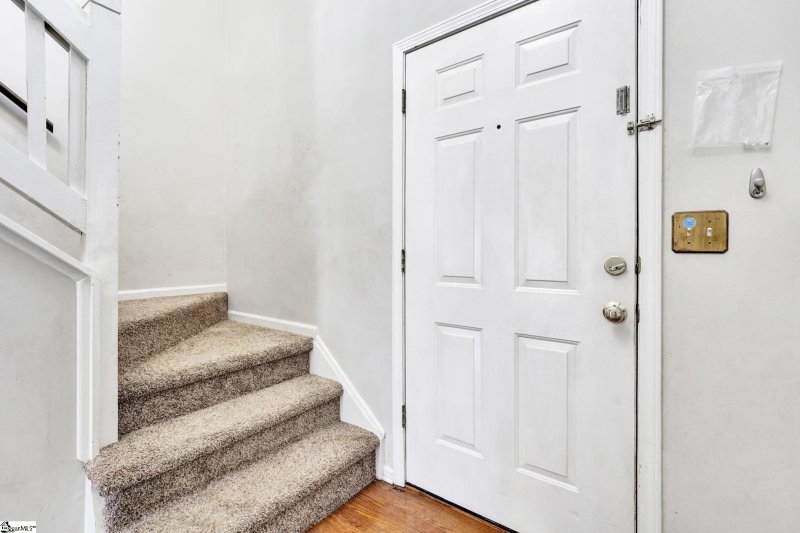 Property image 5 at 104 Brown Road, Simpsonville, SC 29681