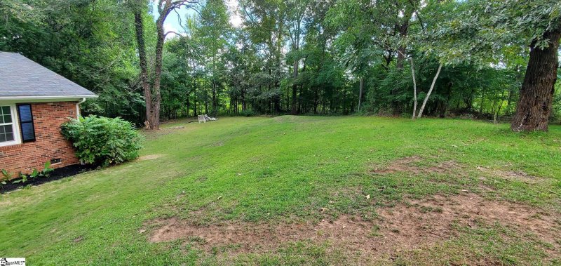 Property image 2 at 22 Springbrook Court, Wellford, SC 29385