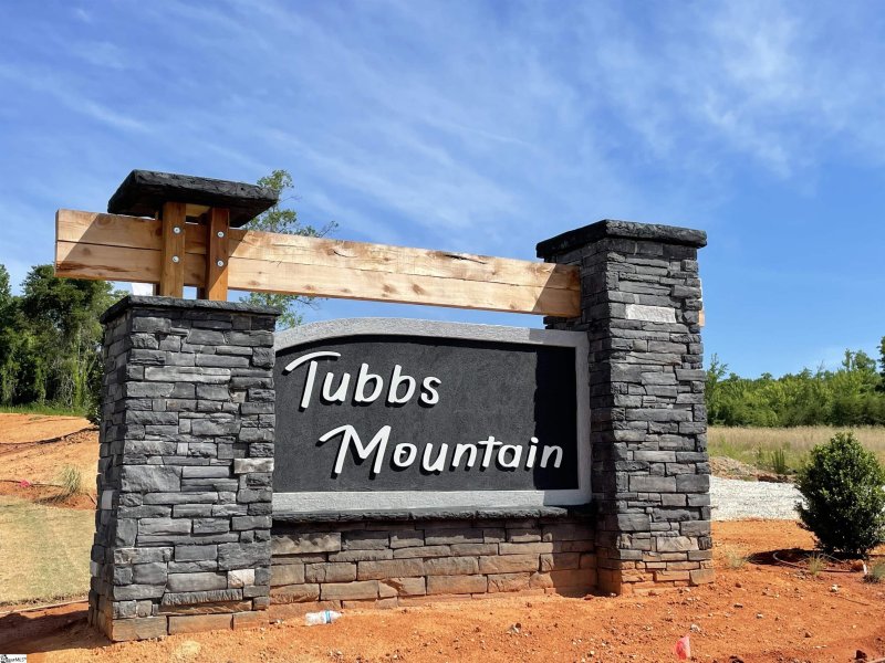 Property image 4 at 303 Blue Rock Court, Travelers Rest, SC 29690