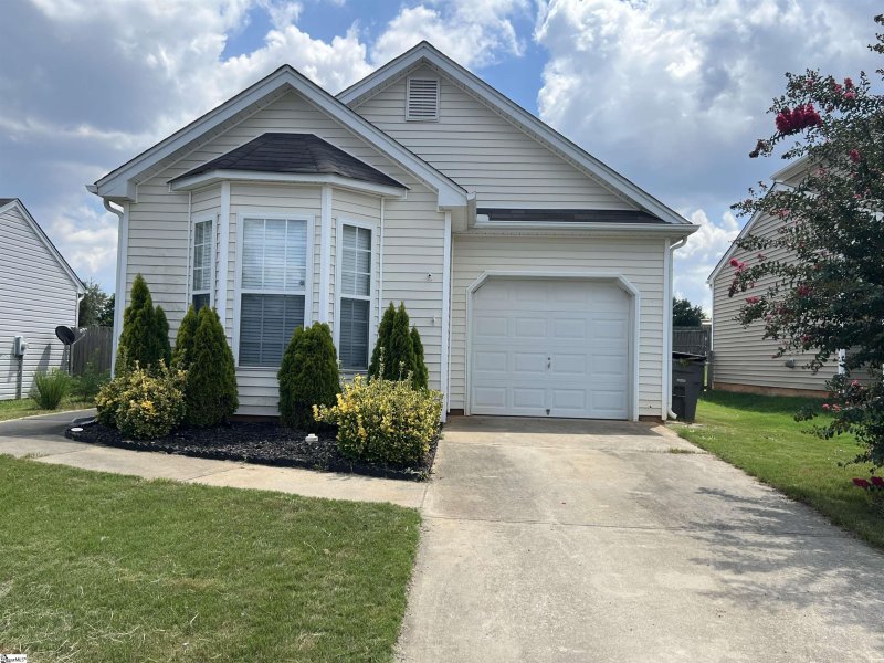 Property image 3 at 104 Maravista Avenue, Greenville, SC 29617