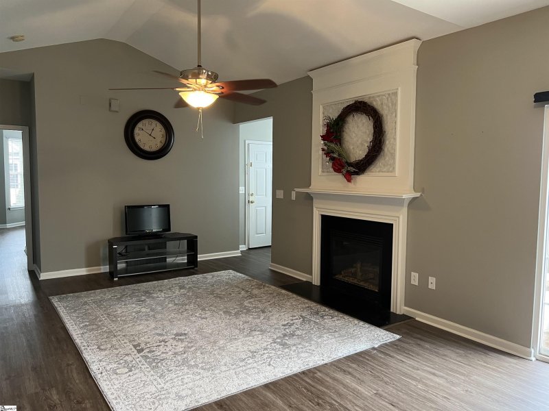 Property image 5 at 104 Maravista Avenue, Greenville, SC 29617