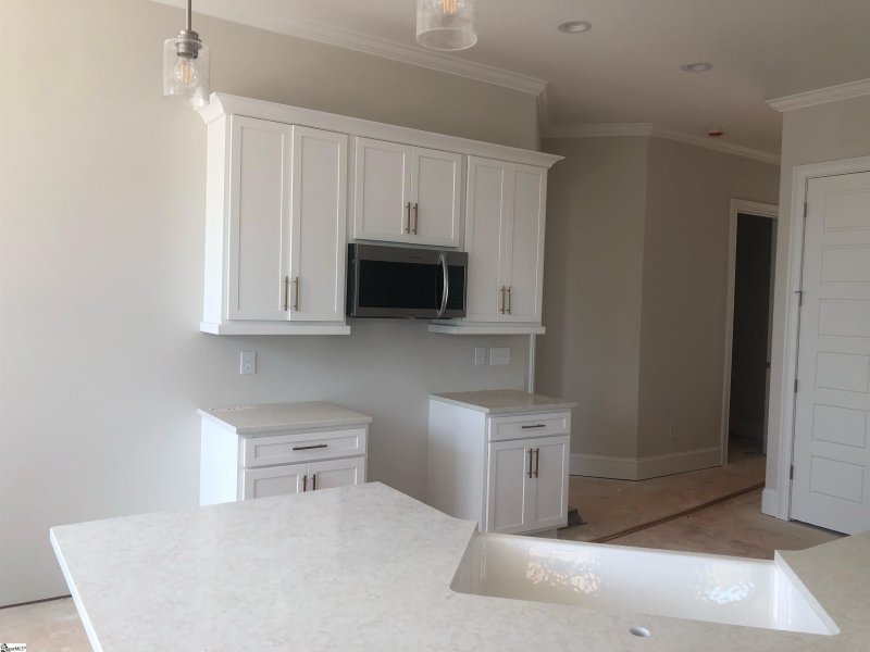 Property image 3 at 611 W Winding Slope Drive, Piedmont, SC 29673