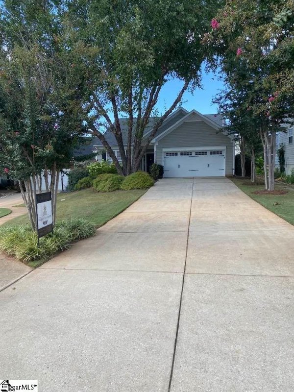 Property image 3 at 208 Durand Court, Greer, SC 29650