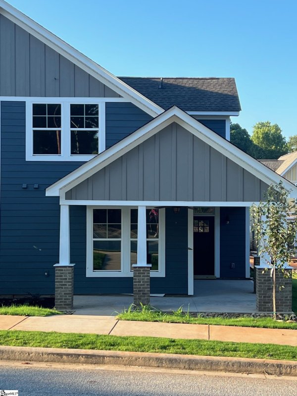 550 Twin Lake Road