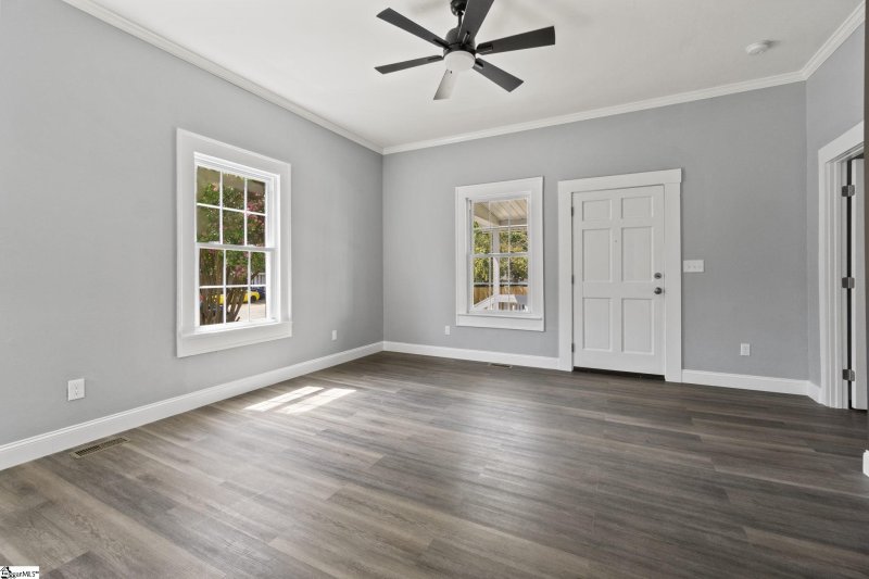 Property image 4 at 19 Haynesworth Street, Greenville, SC 29611