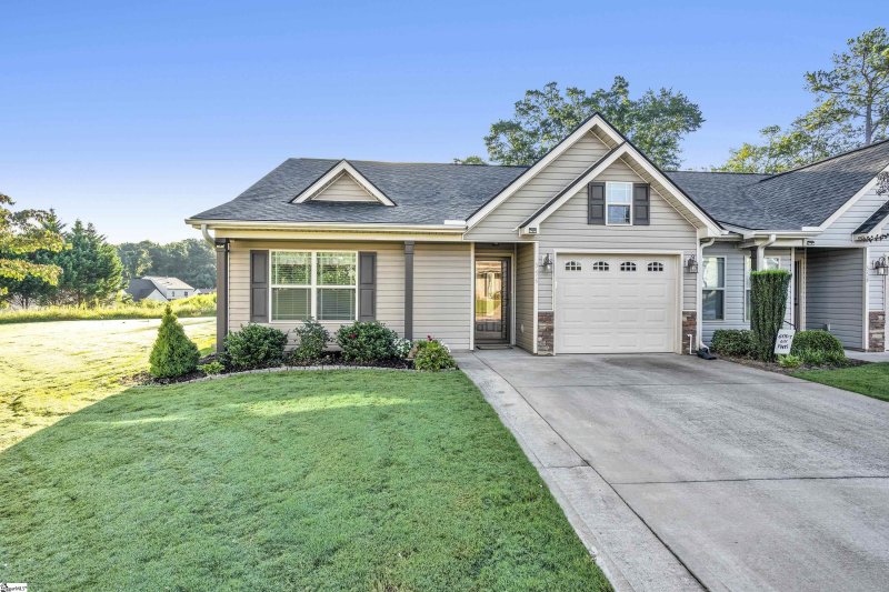 556 Wesberry Circle