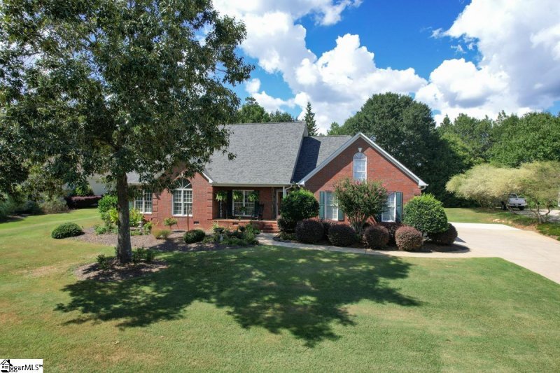 Property image 2 at 140 Leonora Drive, Moore, SC 29369-8934