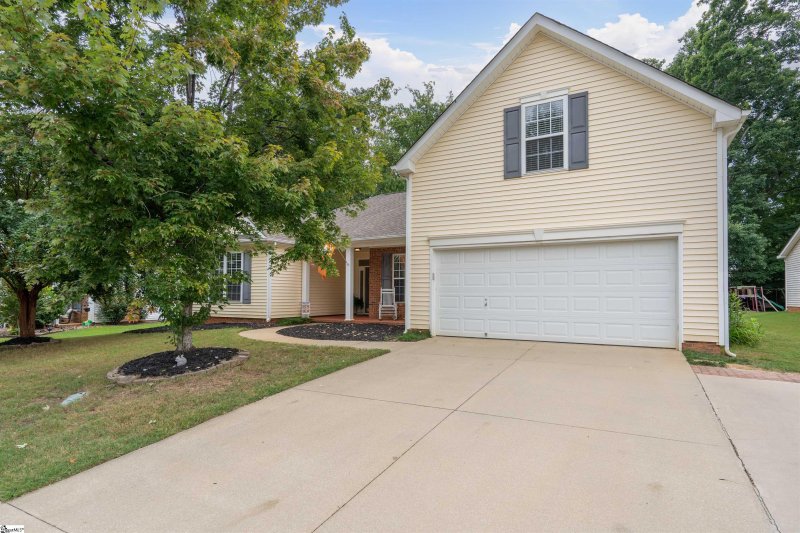 Property image 2 at 116 Landau Place, Simpsonville, SC 29680