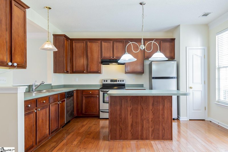 Property image 4 at 215 Nimbus Court, Greer, SC 29650