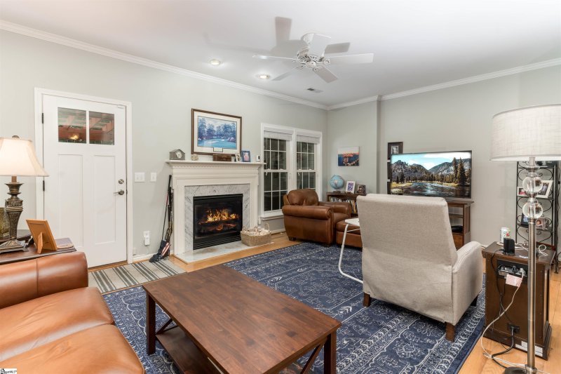 Property image 3 at 84 Spring Crossing Circle, Greer, SC 29650