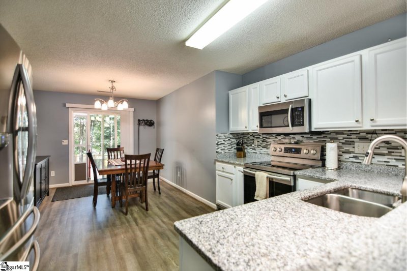 Property image 4 at 6 Kenai Court, Greenville, SC 29605