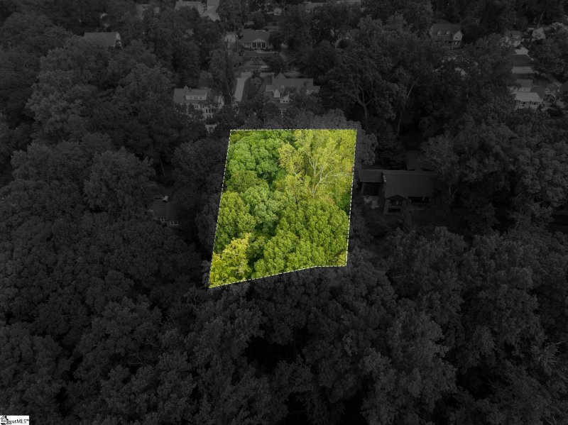 Property image 2 at 128 Fernwood Lane, Greenville, SC 29607