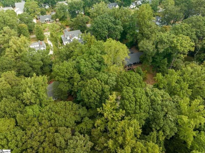 Property image 5 at 128 Fernwood Lane, Greenville, SC 29607