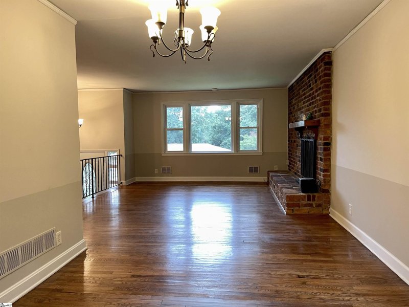 Property image 5 at 108 Marlboro Drive, Greenville, SC 29605