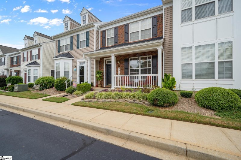 Property image 4 at 15 Stratus Court, Greer, SC 29650