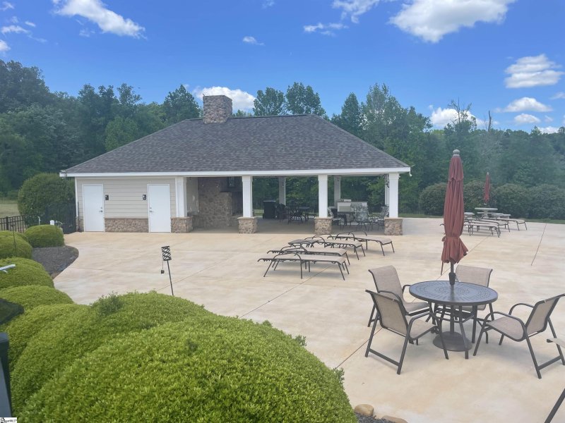 Property image 2 at 112 Harbor Master Lane, Taylors, SC 29687