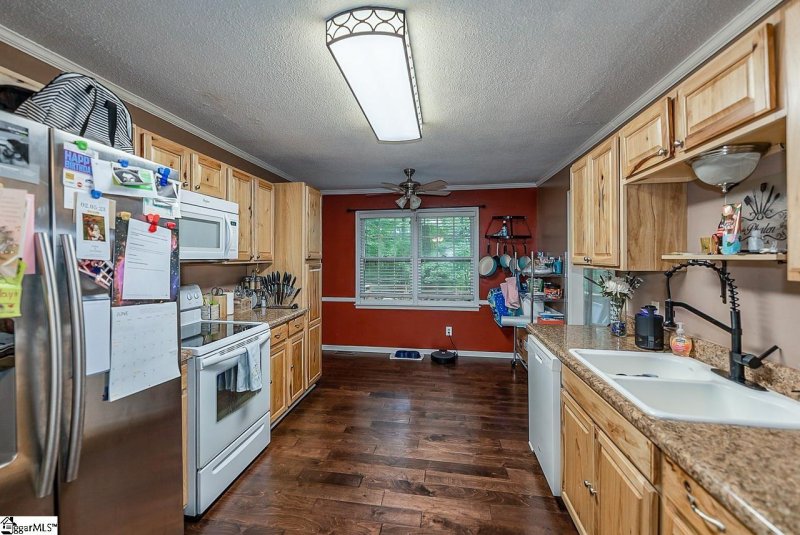 Property image 5 at 113 Ramblewood Road, Spartanburg, SC 29302