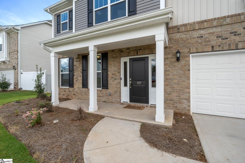 Property image 4 at 107 Crisp Cameo Court, Greer, SC 29651