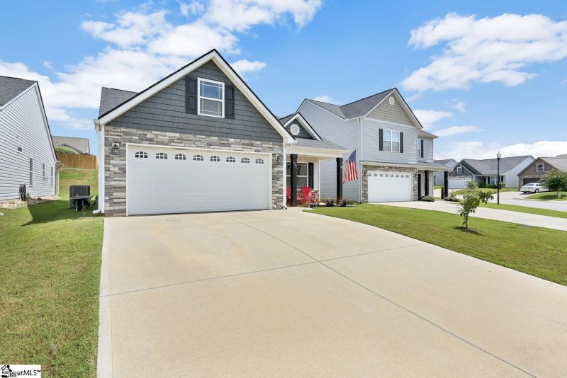 Property image 5 at 533 Thomas Edwards Lane, Greer, SC 29651