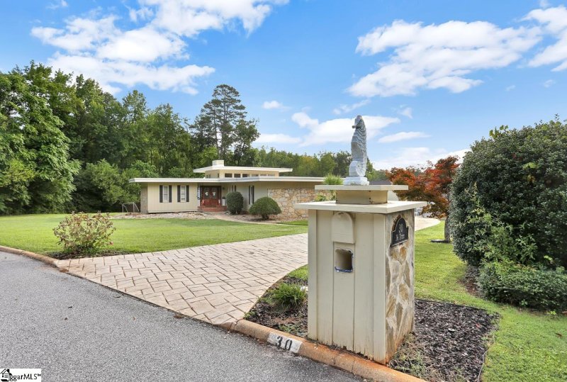 Property image 2 at 30 Ashburn Place, Greenville, SC 29615