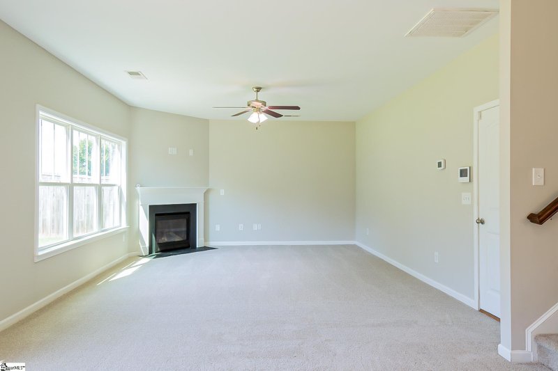 Property image 5 of 106 Viewmont Drive in Wilson Farms, Duncan, SC 29334