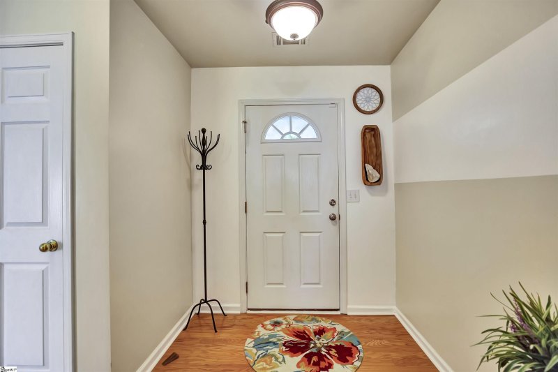 Property image 5 at 206 Sawyer Drive, Greenville, SC 29605