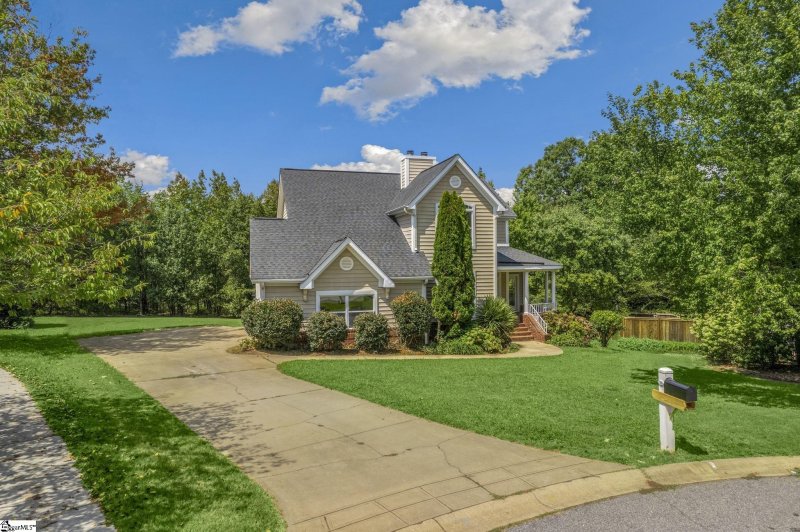 Property image 2 at 121 Goodridge Court, Greer, SC 29651