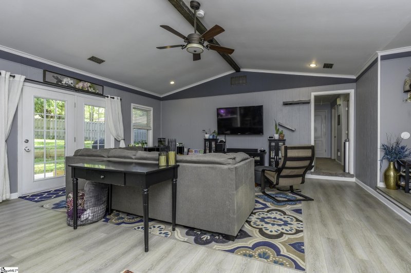 Property image 4 at 115 Sandhurst Drive, Simpsonville, SC 29680