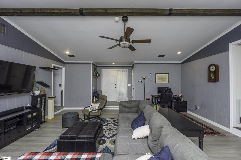 Property image 5 at 115 Sandhurst Drive, Simpsonville, SC 29680