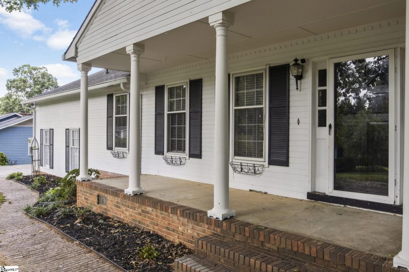 Property image 2 at 660 Stafford Avenue, Spartanburg, SC 29302