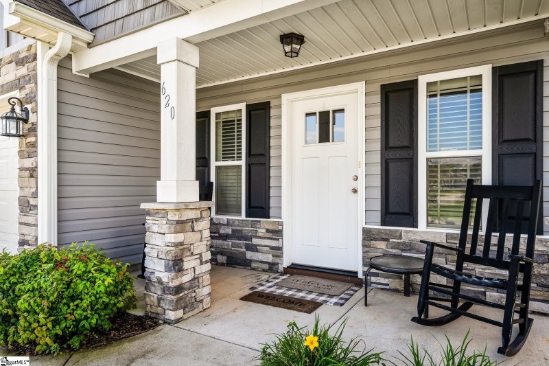 Property image 2 at 620 Thomas Edwards Lane, Greer, SC 29651