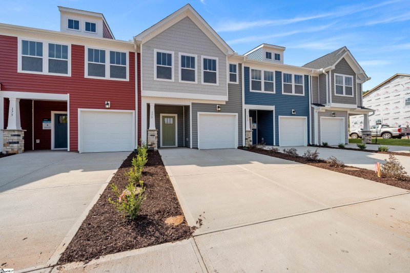 Property image 2 at 175 Shallons Drive, Greenville, SC 29609
