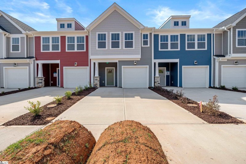 Property image 4 at 175 Shallons Drive, Greenville, SC 29609