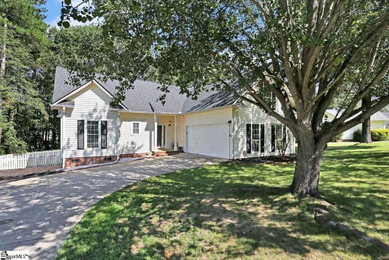 Property image 2 at 103 Hunters Lane, Anderson, SC 29625