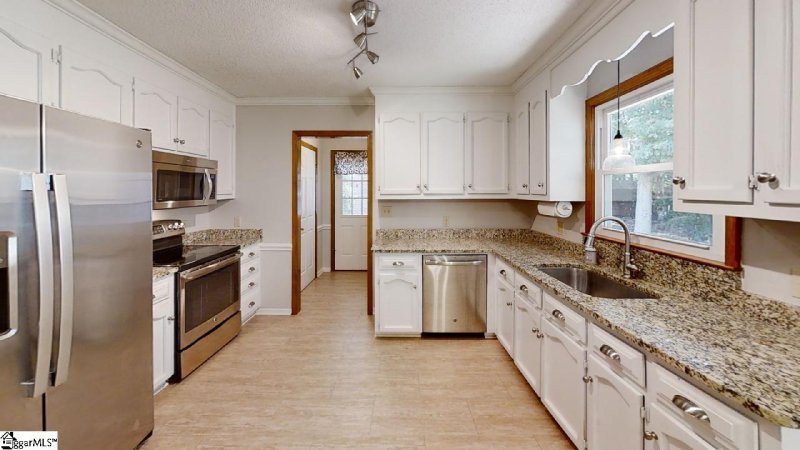 Property image 5 at 129 Emerald Way, Simpsonville, SC 29681