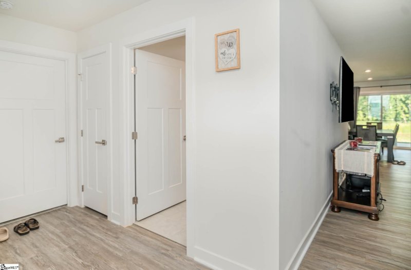 Property image 5 at 953 Riverland Woods Trail, Boiling Springs, SC 29316